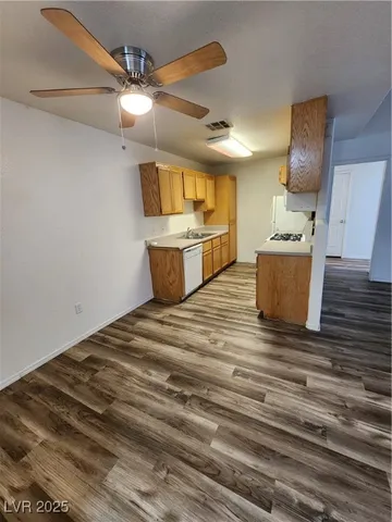 $1,075 | 4730 East Craig Road, Unit 2087, Las Vegas, NV 89115