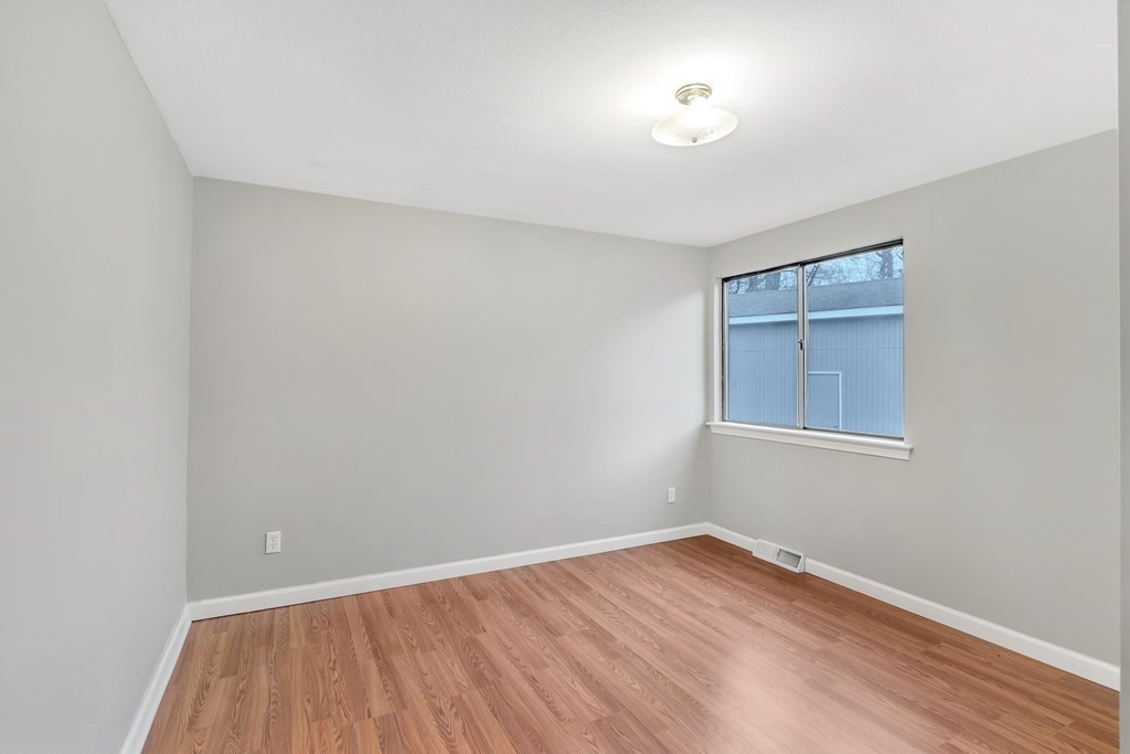 57 Carriage House Path Ashland, MA 01721 - Photo 13 of 42