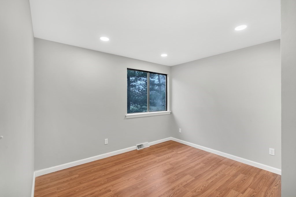 57 Carriage House Path Ashland, MA 01721 - Photo 16 of 42