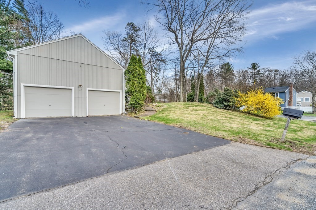 57 Carriage House Path Ashland, MA 01721 - Photo 5 of 42