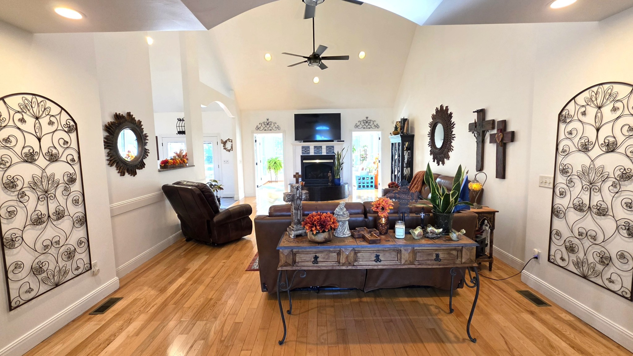 256 Lakehill Beach Estates Road Springville, TN 38256 - Photo 4 of 28 Gallery Image 4