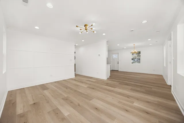 $299,999 | 813 Audrey Avenue, Joliet, IL 60436