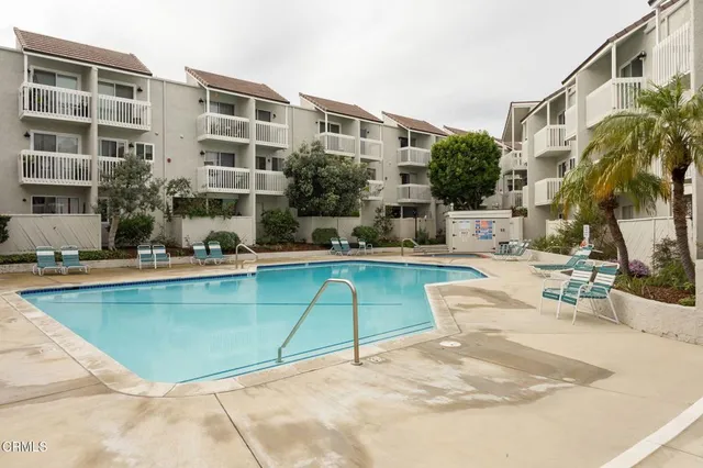 $405,000 | 209 South Ventura Road, Unit 18, Port Hueneme, CA 93041