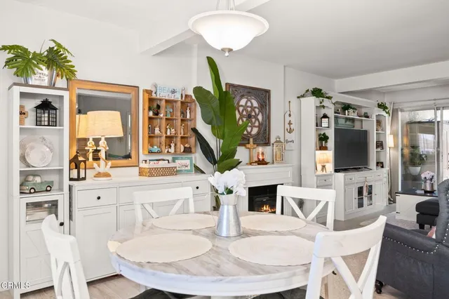 $405,000 | 209 South Ventura Road, Unit 18, Port Hueneme, CA 93041