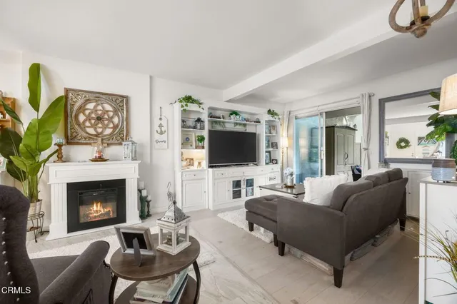 $405,000 | 209 South Ventura Road, Unit 18, Port Hueneme, CA 93041