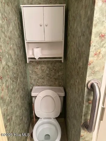 $150,000 | 407 Woodlawn Drive, Williamston, NC 27892