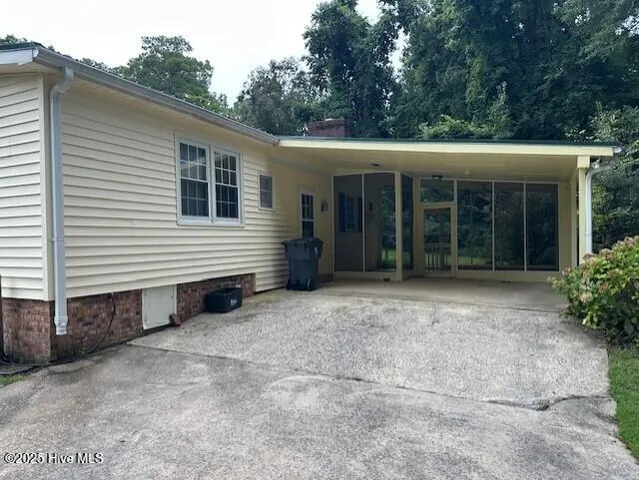 $150,000 | 407 Woodlawn Drive, Williamston, NC 27892