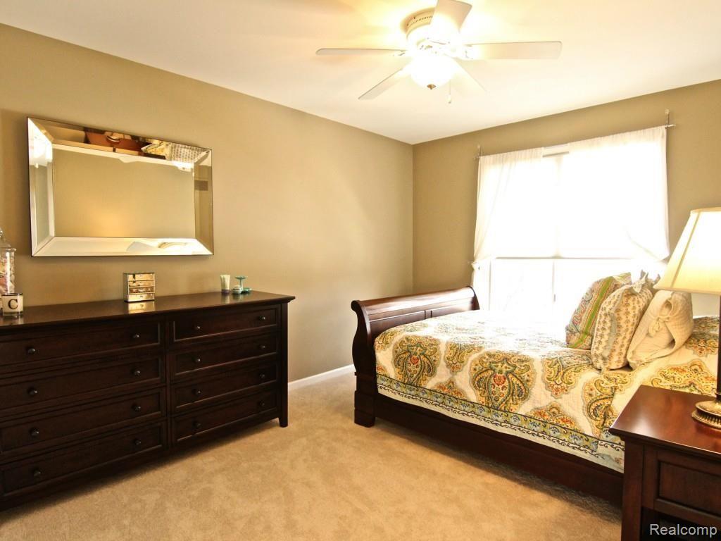 430 Wedington Court Rochester, MI 48307 - Photo 45 of 76 IMG_1145.jpg