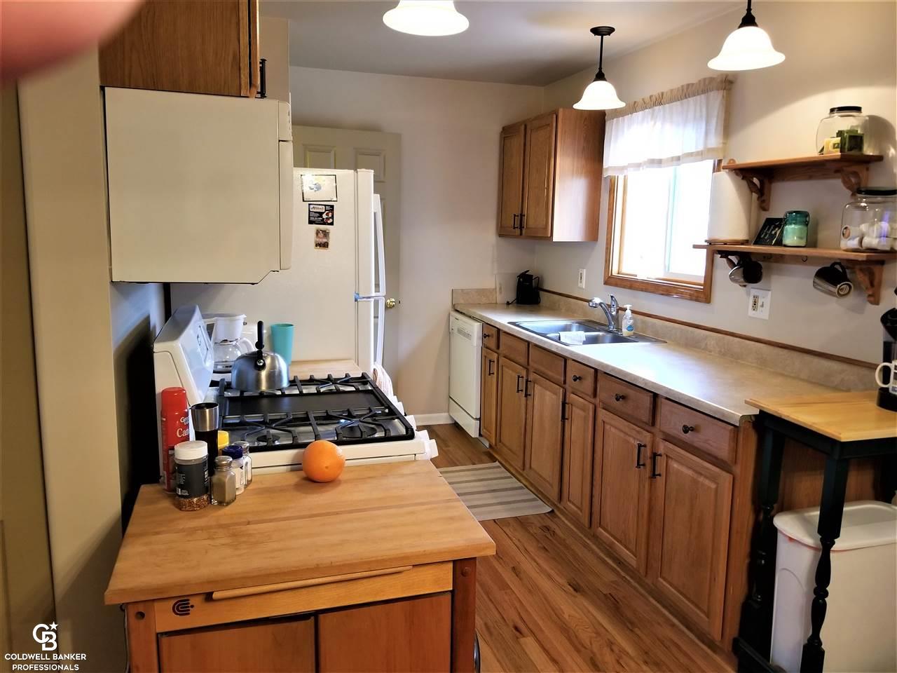 48625 Callens Road New Baltimore, MI 48047 - Photo 18 of 41 31341545-18.JPG