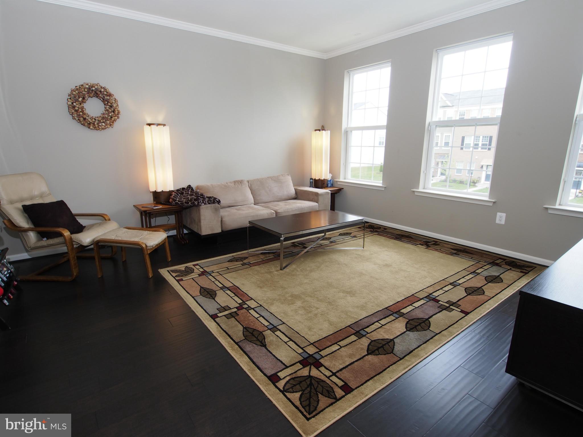 25626 Pleasant Valley Road Chantilly, VA 20152 - Photo 28 of 29 Open Floor Plan, 21 x 16 Living Room