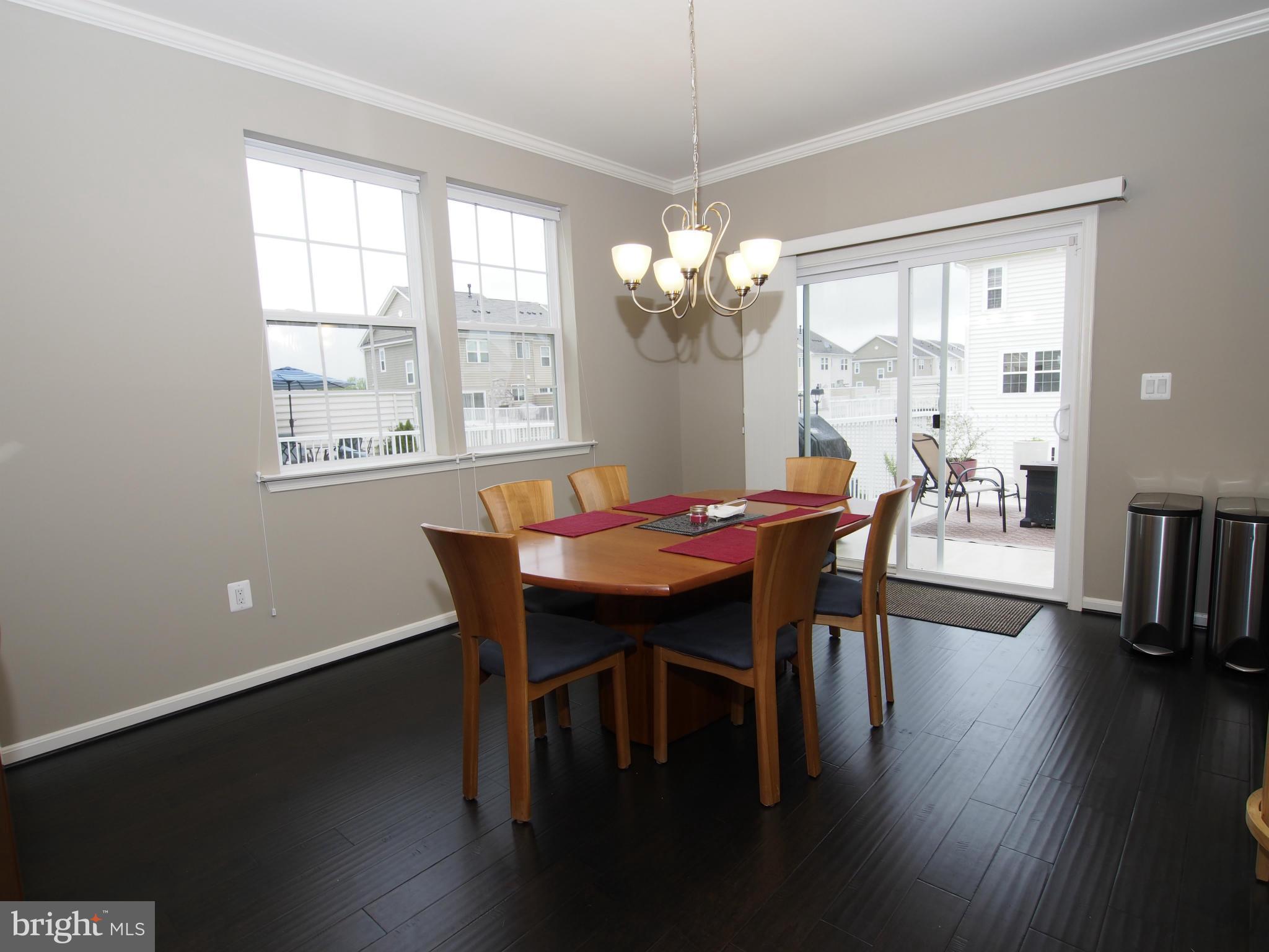 25626 Pleasant Valley Road Chantilly, VA 20152 - Photo 3 of 29 Large 15 x 12 Dining Room With Access to Deck