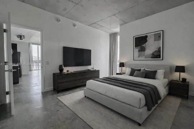 $3,400 | 151 Southeast 1st Street, Unit 1501, Miami, FL 33131