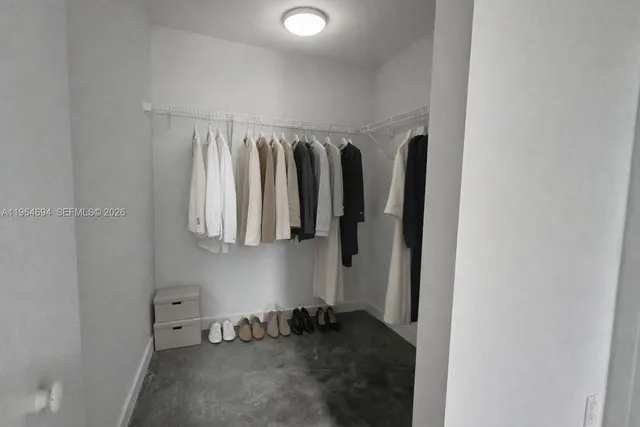 $3,400 | 151 Southeast 1st Street, Unit 1501, Miami, FL 33131