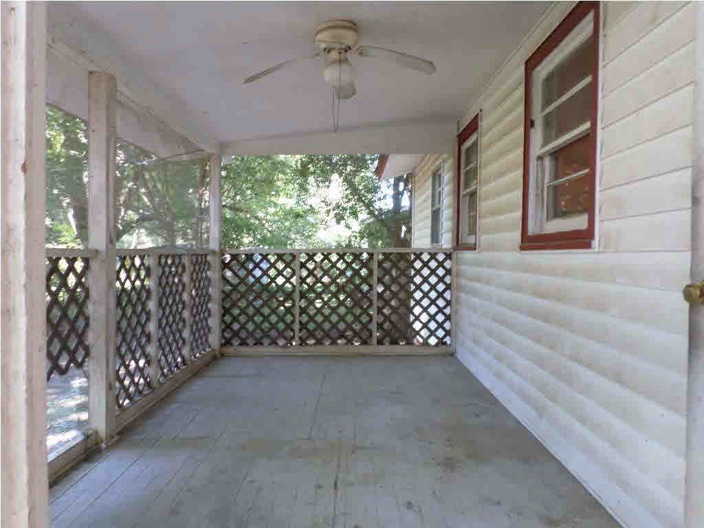 2737 Old Country Club Road Pearl, MS 39208 - Photo 10 of 13 Screened in Patio