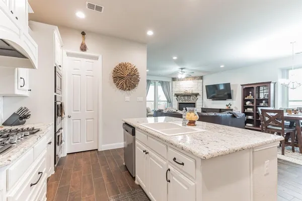 $3,550 | 14800 Belclaire Avenue, Aledo, TX 76008