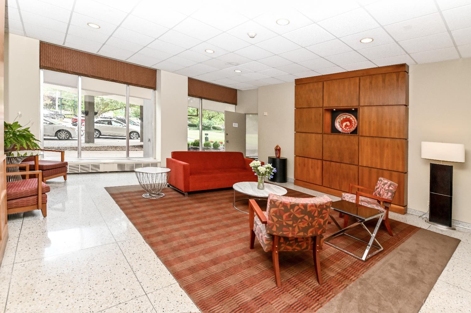 2324 Madison Road, Unit 209 Cincinnati, OH 45208 - Photo 30 of 36 Gallery Image 30