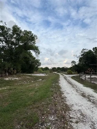 $530,000 | 10963 Southeast Shelfer Avenue, Arcadia, FL 34266