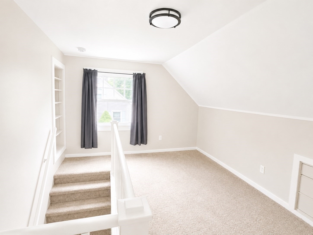 227 Arcadia Boulevard Springfield, MA 01118 - Photo 15 of 17