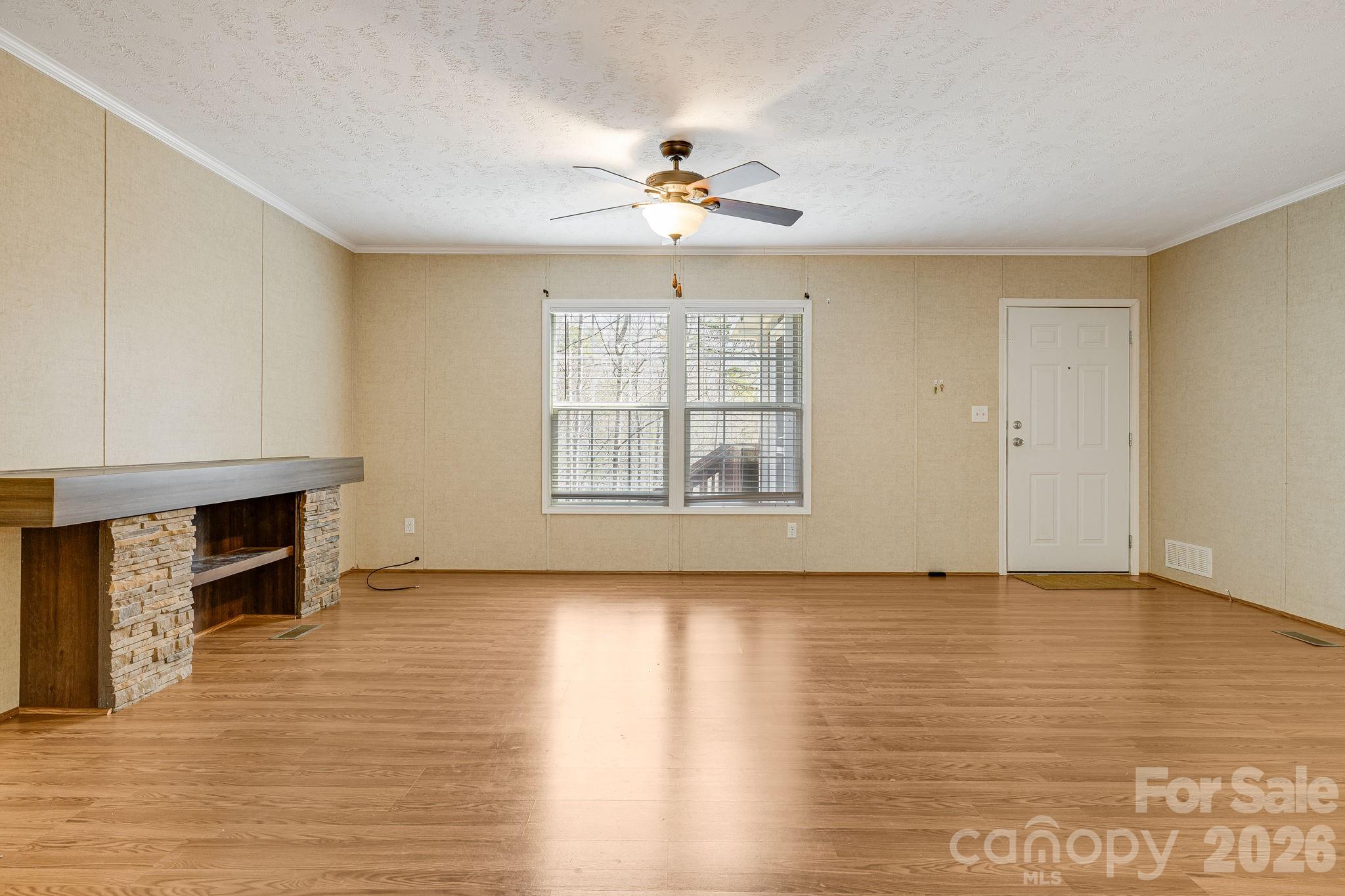 403 Youngs Gap Road Fletcher, NC 28732 - Photo 8 of 36