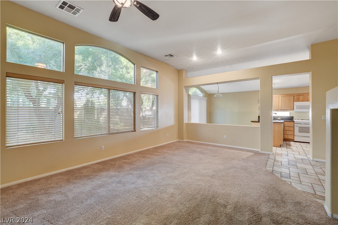 320 Mt Hope Street Henderson, NV 89014 - Photo 11 of 37