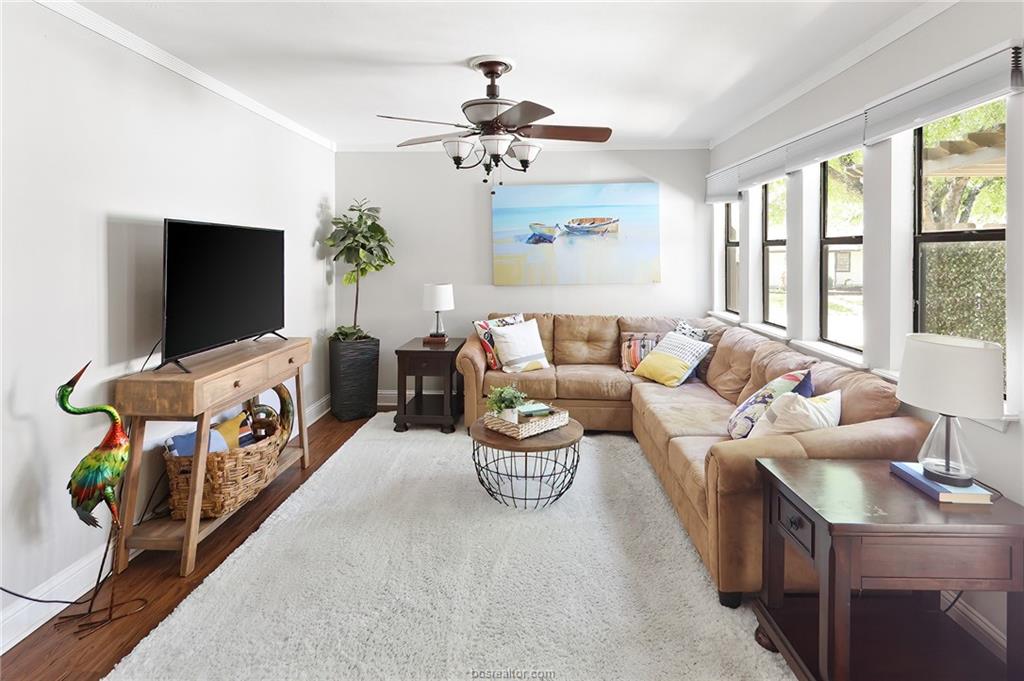 2411 De Lee Street, Unit 5 Bryan, TX 77802 - Photo 4 of 9