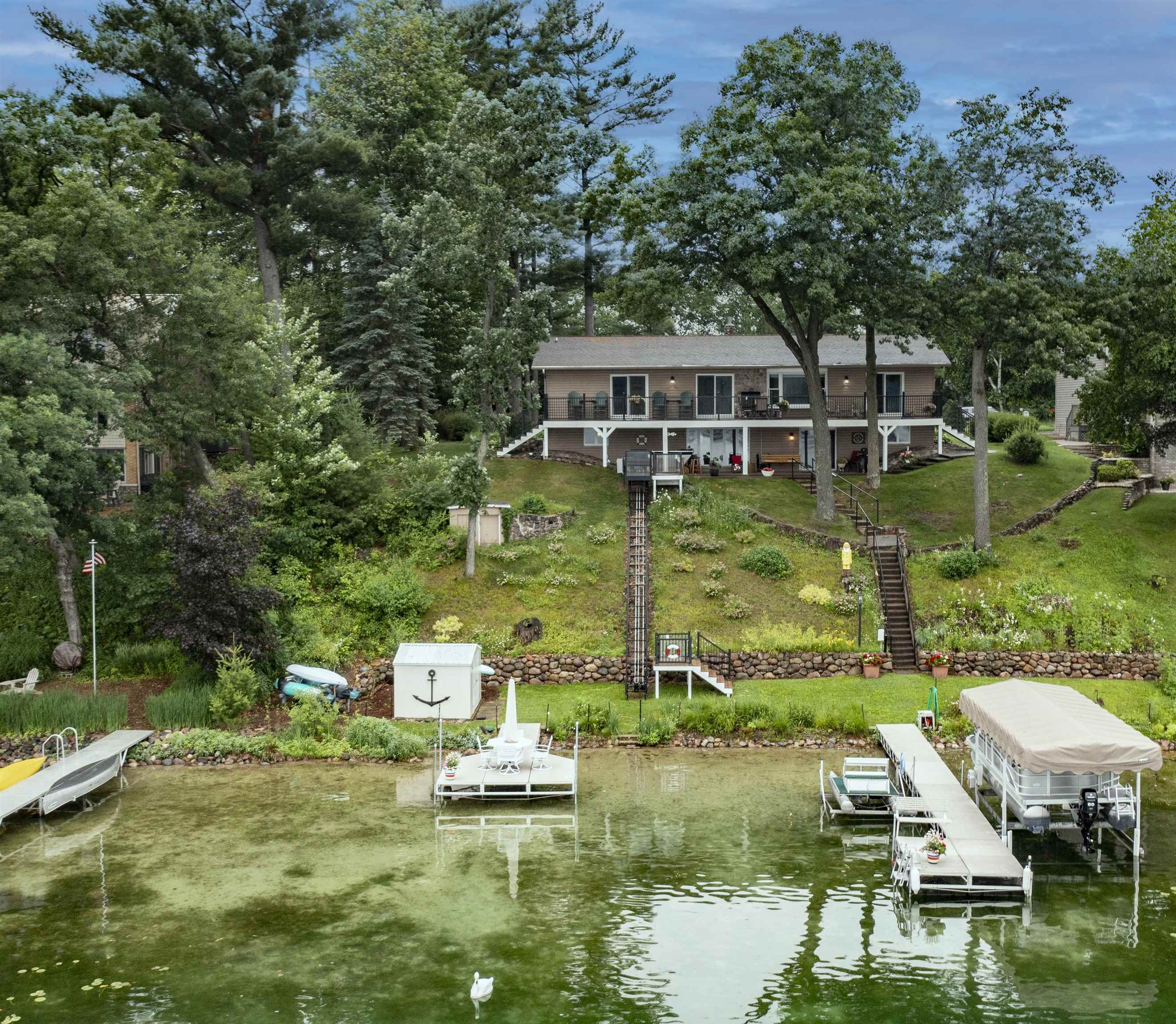 N2980 Highland Lane Waupaca, WI 54981 - Photo 9 of 63