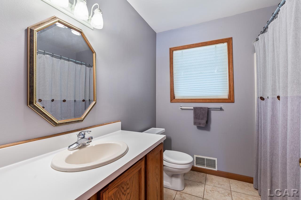 6710 Norvell Road Brooklyn, MI 49230 - Photo 21 of 36 50092444-20.JPG