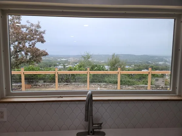 $2,500 | 100 Chula Vista Drive, Kerrville, TX 78028