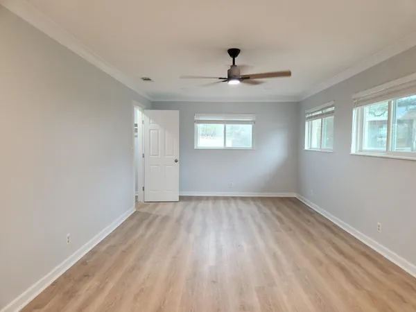 $2,500 | 100 Chula Vista Drive, Kerrville, TX 78028