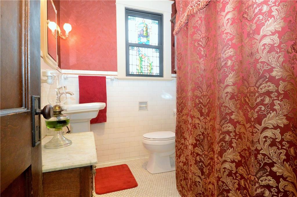 2116 Mt Troy Road Pittsburgh, PA 15212 - Photo 20 of 25 Gallery Image 20