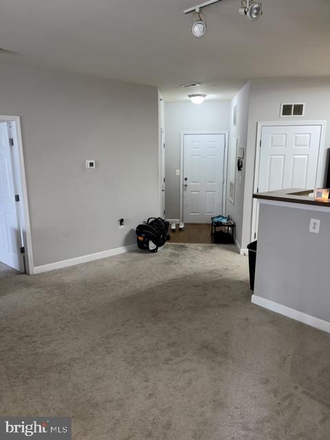 42481 Rockrose Square, Unit 303 Ashburn, VA 20148 - Photo 8 of 19