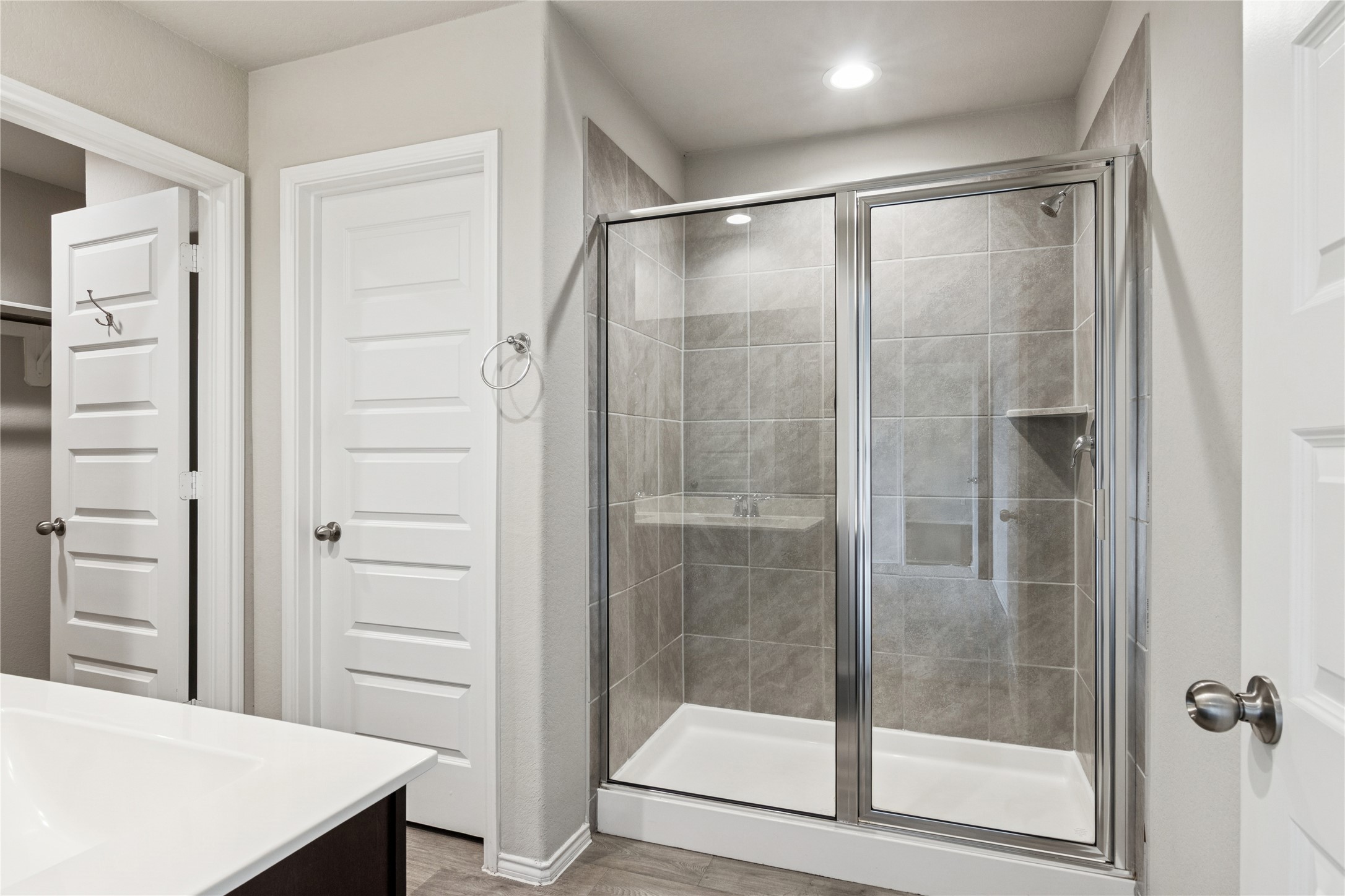 1603 Goose Island Lane Rosenberg, TX 77469 - Photo 16 of 26 a bathroom with a shower and a sink