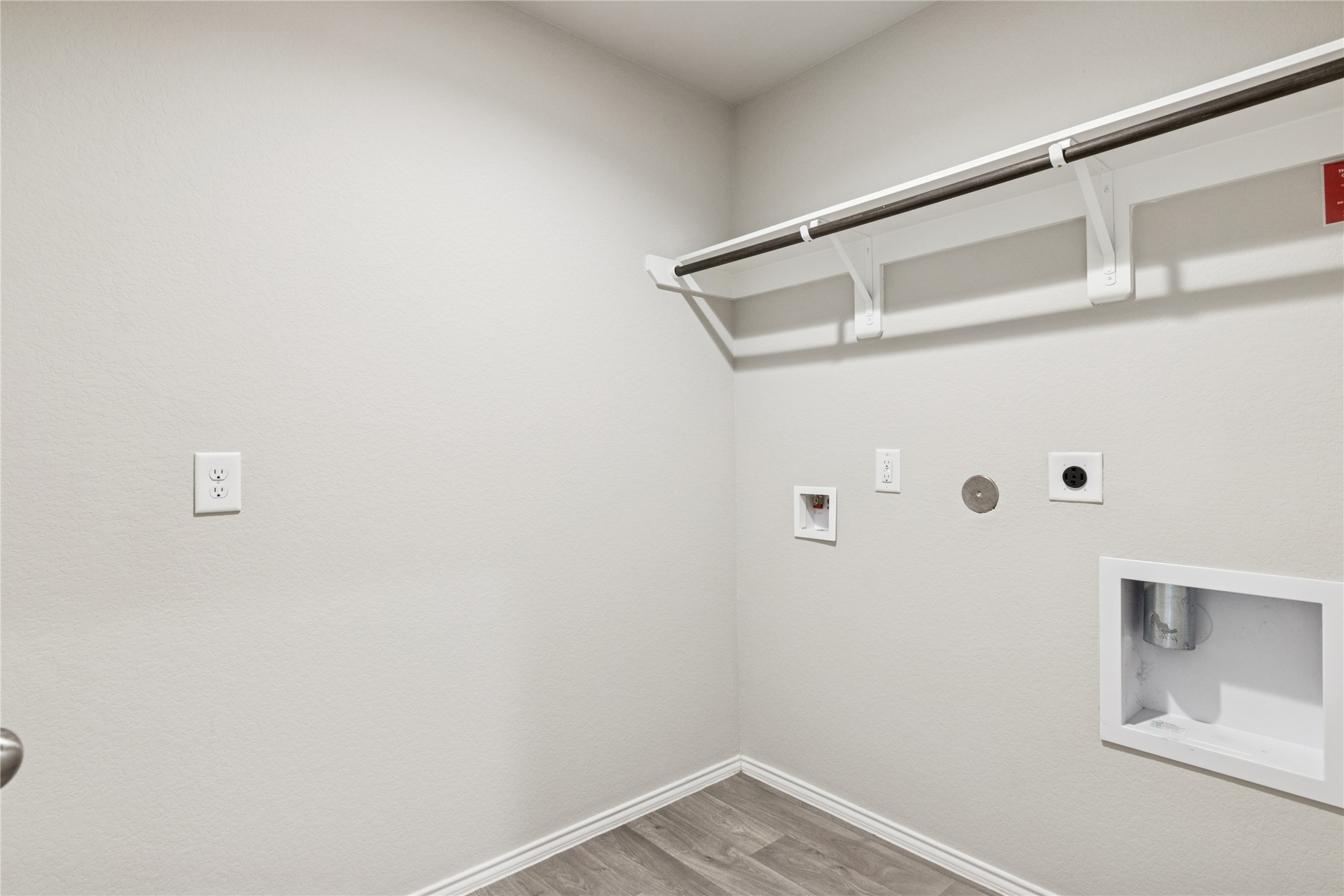 1603 Goose Island Lane Rosenberg, TX 77469 - Photo 20 of 26 a view of a small space