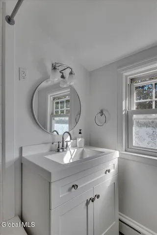 $442,000 | 5 Morningside Drive, Bethlehem, NY 12054