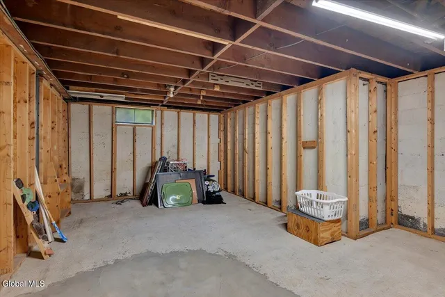 $442,000 | 5 Morningside Drive, Bethlehem, NY 12054