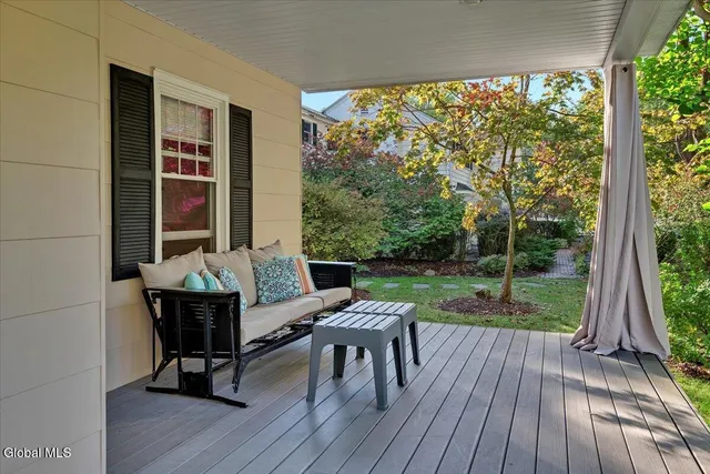 $442,000 | 5 Morningside Drive, Bethlehem, NY 12054