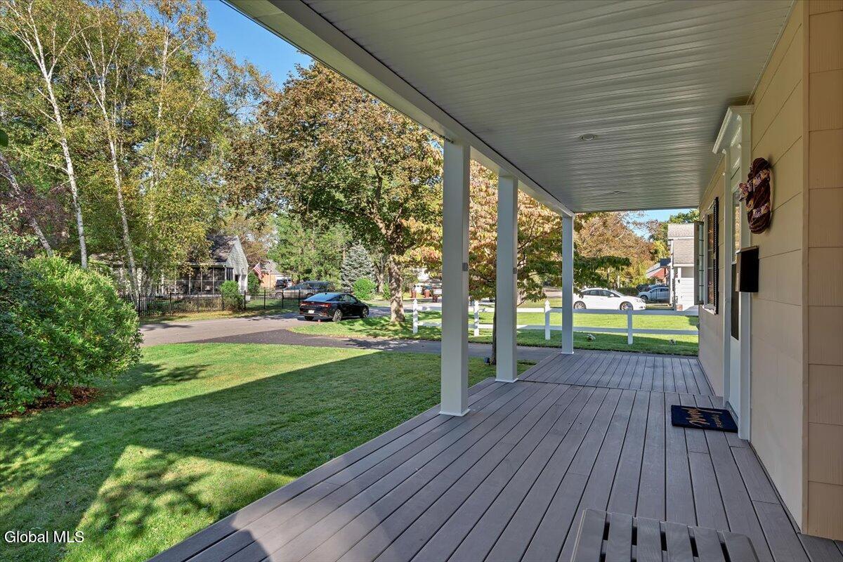 5 Morningside Drive Bethlehem, NY 12054 - Photo 7 of 47 05-P1568217