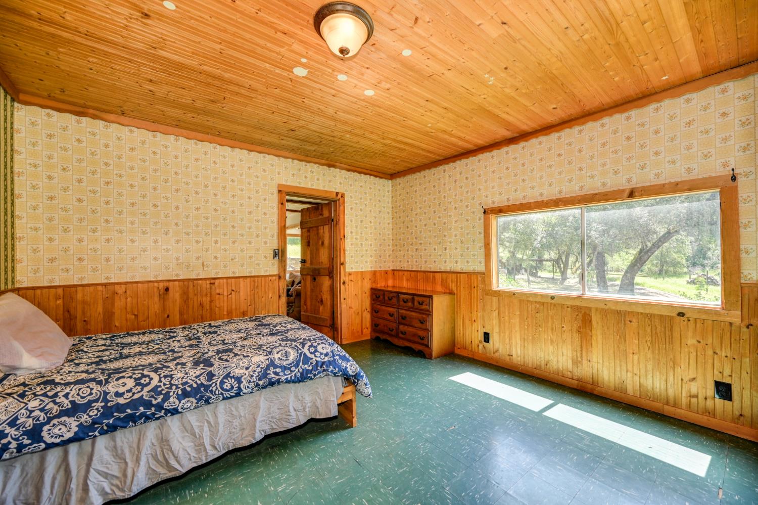 1147 Lotus Road Lotus, CA 95651 - Photo 23 of 65