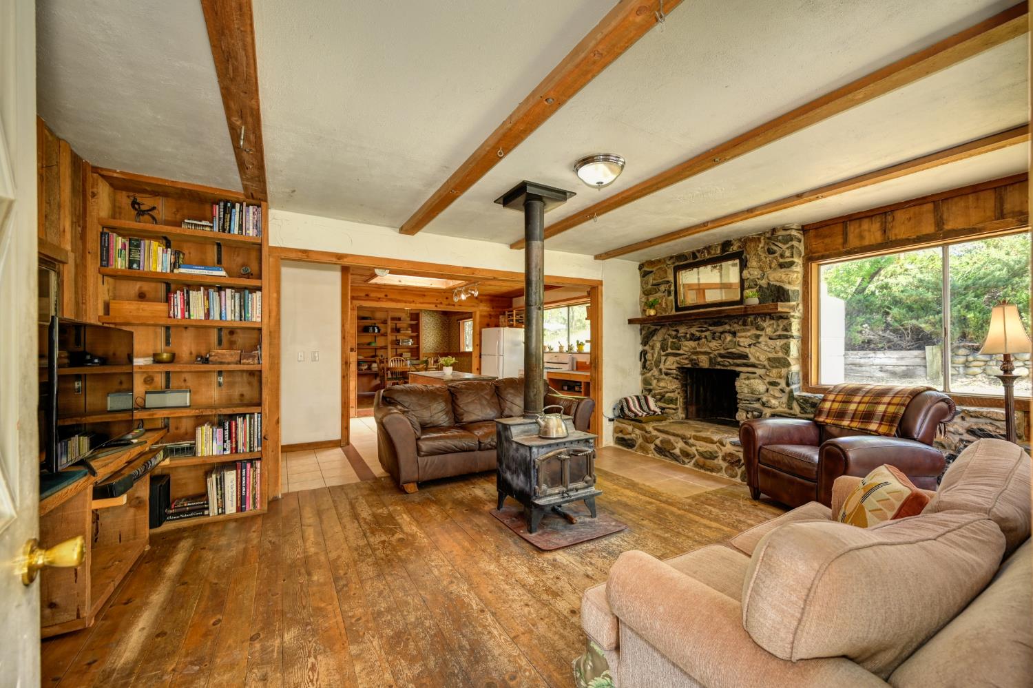 1147 Lotus Road Lotus, CA 95651 - Photo 8 of 65