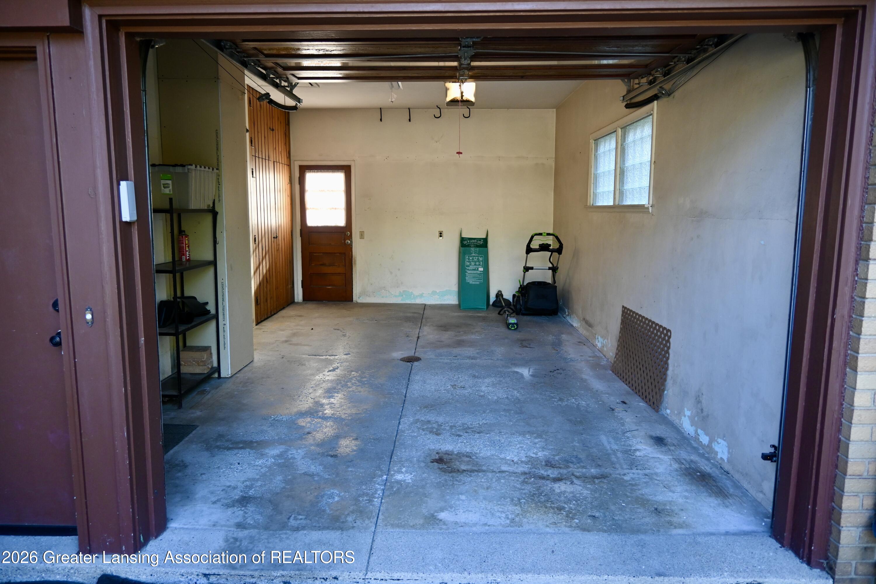 2510 Chatham Road Lansing, MI 48910 - Photo 24 of 24 297CB7FF-E7F0-4EC0-B165-31AE19655633_1_2