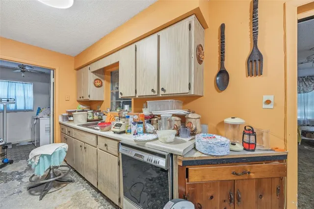 $150,000 | 846 Sherwood Drive, Lake Wales, FL 33898