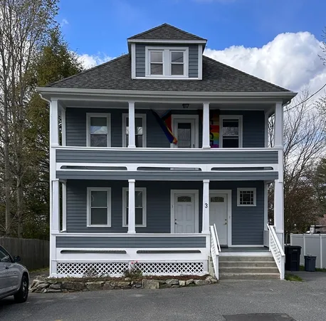 $2,400 | 3 Westview Road, Unit 2, Natick, MA 01760
