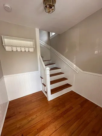 $2,400 | 3 Westview Road, Unit 2, Natick, MA 01760