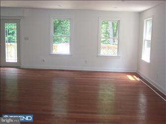 1110 General Hamilton Road Washington Crossing, PA 18977 - Photo 3 of 6 Living Room