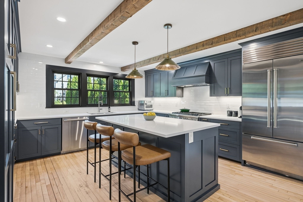 31 Elm Street Marblehead, MA 01945 - Photo 8 of 39