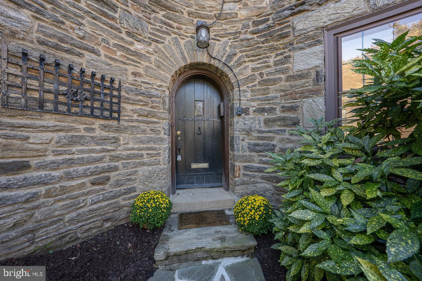 8207 Marion Road Elkins Park, PA 19027 - Photo 47 of 55 entranceway detail
