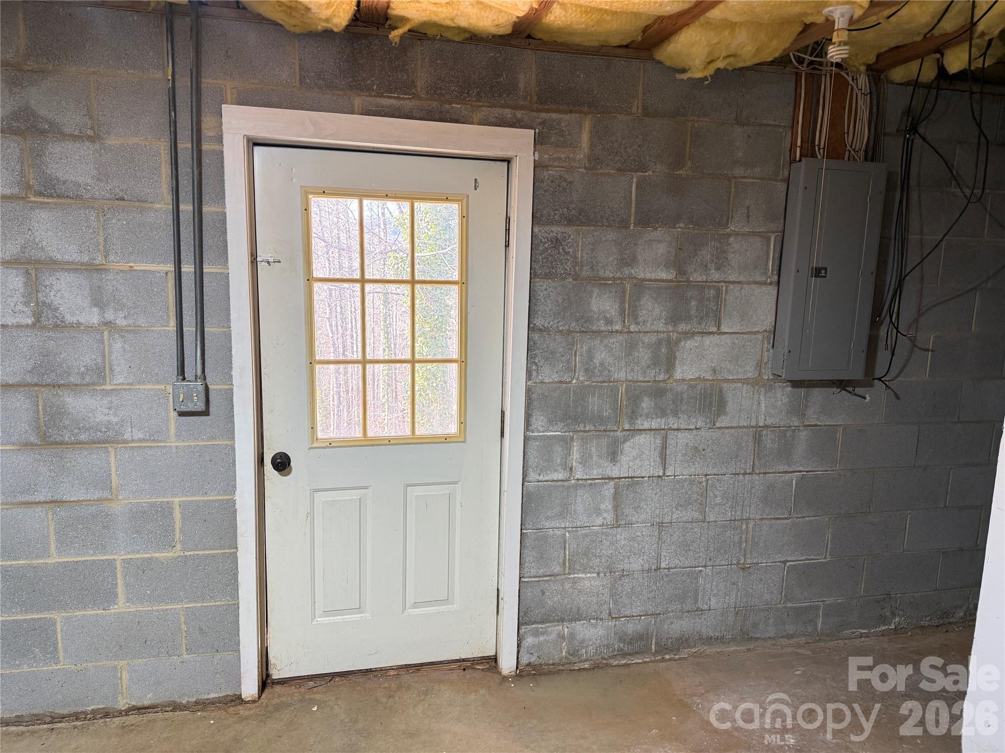 628 Hidden View Loop Marion, NC 28752 - Photo 37 of 44 a bathroom with a shower