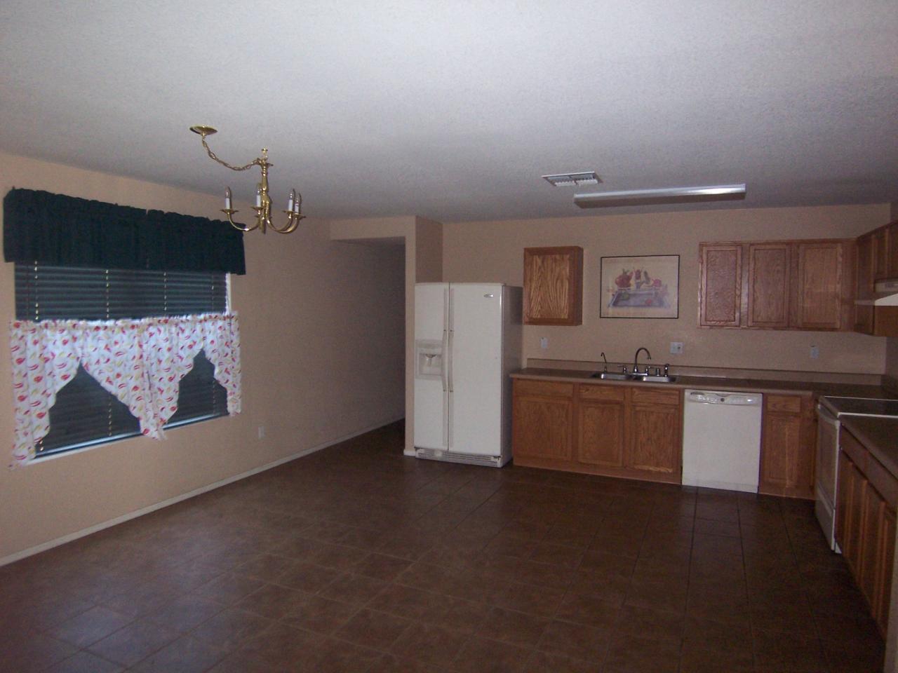 3374 South Chaparral Road Apache Junction, AZ 85119 - Photo 3 of 12 KITCHEN