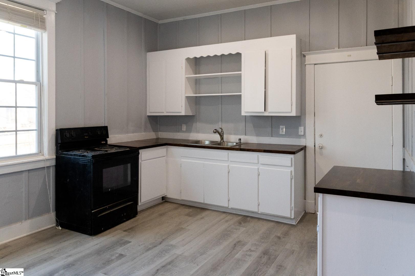 410 Frances Street Clinton, SC 29325 - Photo 9 of 17 Gallery Image 9