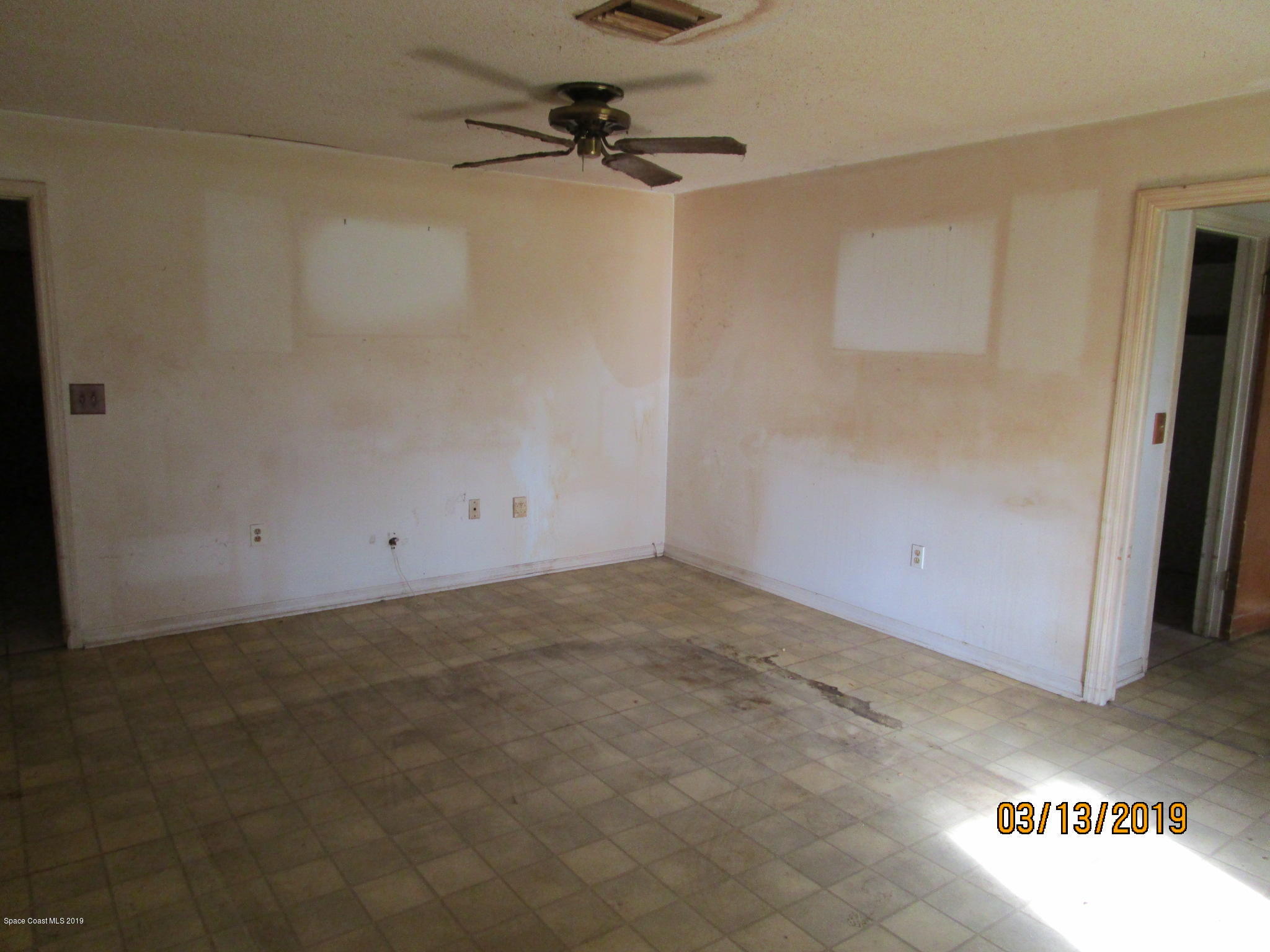 866 Knecht Road Northeast Palm Bay, FL 32905 - Photo 3 of 13 IMG_0018